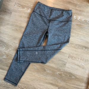 VSX Victoria’s Secret Crops - workout pants